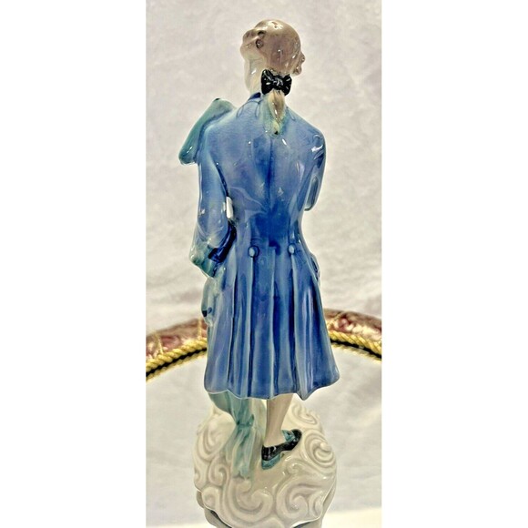 Goldcrest Creation "Rendezvous" by P. Porcher – Figurine #812 – 8.5" Tall - Picture 7 of 11